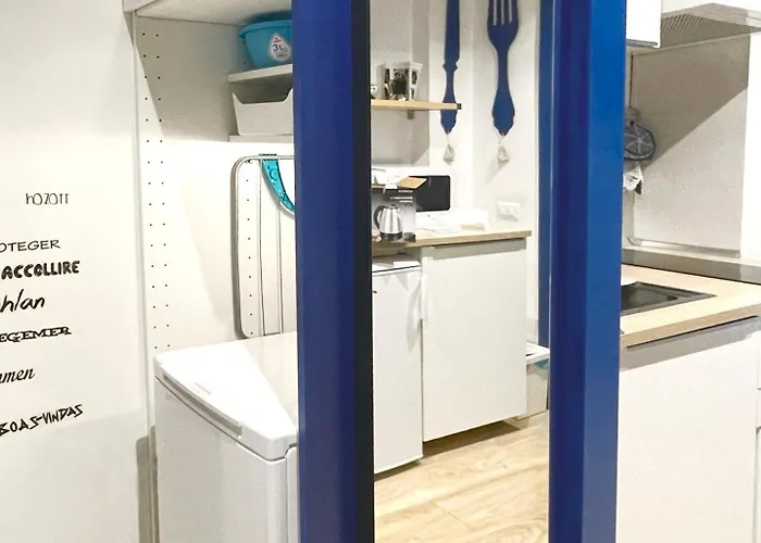 Appartamento Blu A Milano Zona Ripamonti Vicino Allo Ieo
